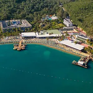Resort Bay &
